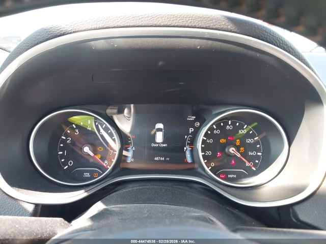 3C4NJCBB0JT469080 Jeep Compass Latitude Fwd