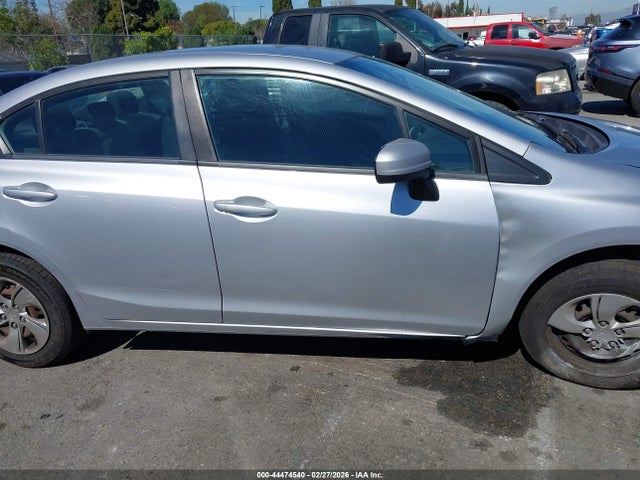 2HGFB2F5XFH526287 Honda Civic Lx