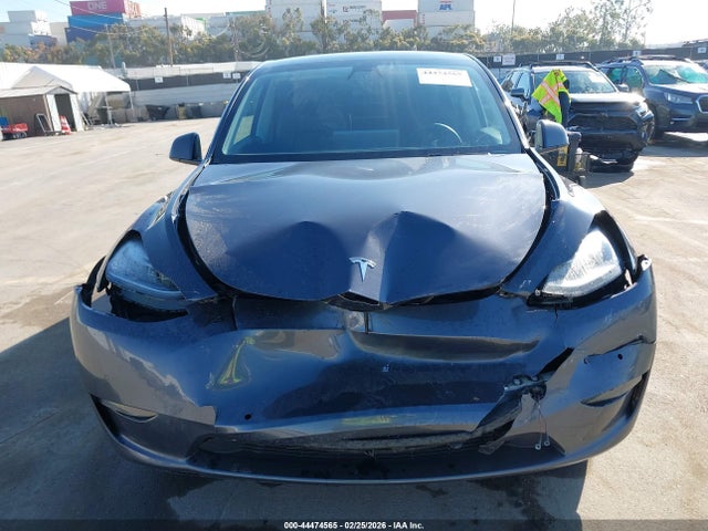 Продажа на аукционе авто 2021 Tesla Model Y Long Range Dual Motor All-wheel Drive, vin: 5YJYGDEE9MF275352, номер лота: 44474565