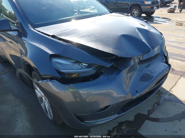 2021 TESLA MODEL Y 5YJYGDEE9MF275352 Photo 5