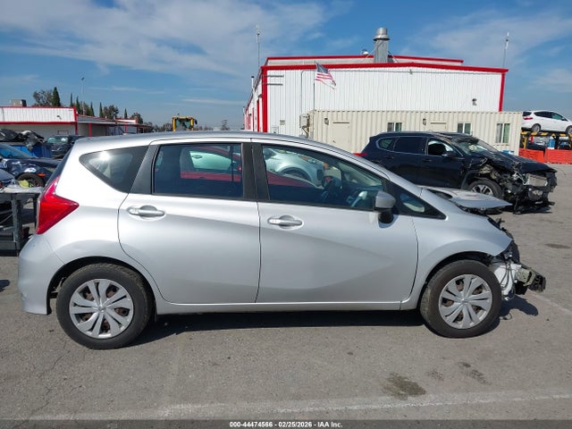 Nissan Versa Note Sv 2018 3N1CE2CP0JL360136 Image 14