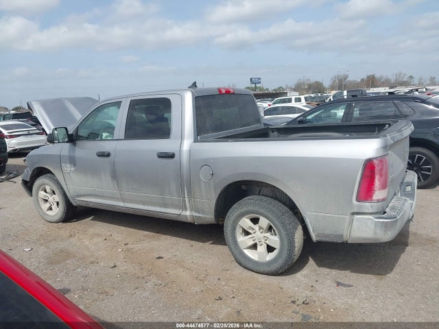 44474577 :رقم المزاد ، 1C6RR6LG4NS235027 vin ، 2022 Ram 1500 Classic Slt  4x2 5'7 Box مزاد بيع