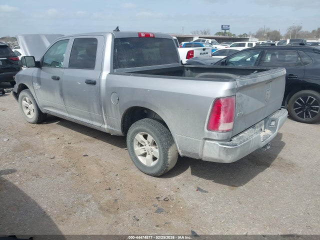 44474577 :رقم المزاد ، 1C6RR6LG4NS235027 vin ، 2022 Ram 1500 Classic Slt  4x2 5'7 Box مزاد بيع