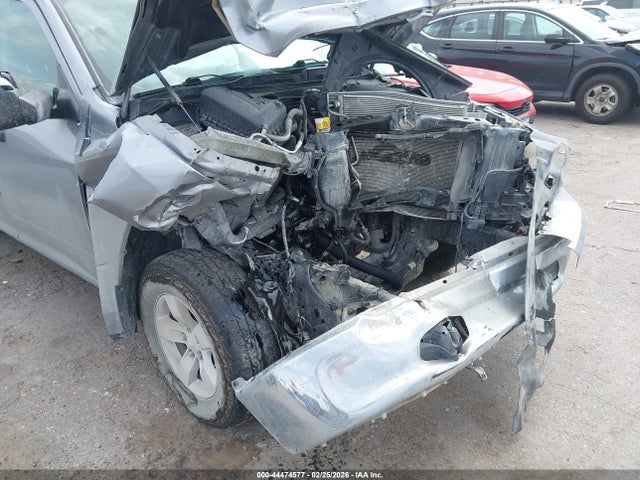 44474577 :رقم المزاد ، 1C6RR6LG4NS235027 vin ، 2022 Ram 1500 Classic Slt  4x2 5'7 Box مزاد بيع