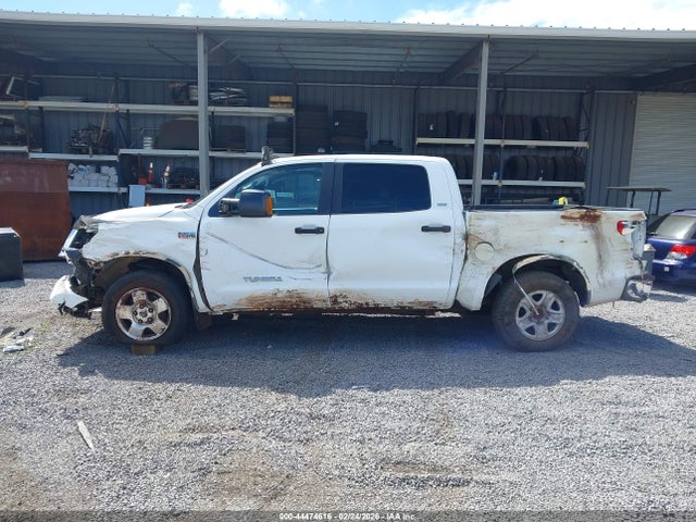 Продаж на аукціоні авто 2010 Toyota Tundra Sr5 5.7l V8, vin: 5TFDY5F10AX096471, номер лоту: 44474616