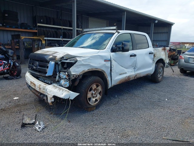 Продаж на аукціоні авто 2010 Toyota Tundra Sr5 5.7l V8, vin: 5TFDY5F10AX096471, номер лоту: 44474616