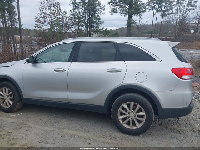 Продаж на аукціоні авто 2016 Kia Sorento 2.4l Lx, vin: 5XYPG4A33GG078125, номер лоту: 44474635