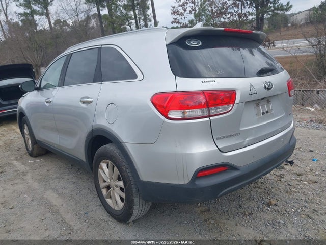 Продаж на аукціоні авто 2016 Kia Sorento 2.4l Lx, vin: 5XYPG4A33GG078125, номер лоту: 44474635