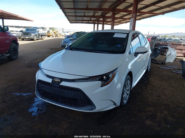 Toyota COROLLA LE 2021 5YFEPMAEXMP217988 Image 2