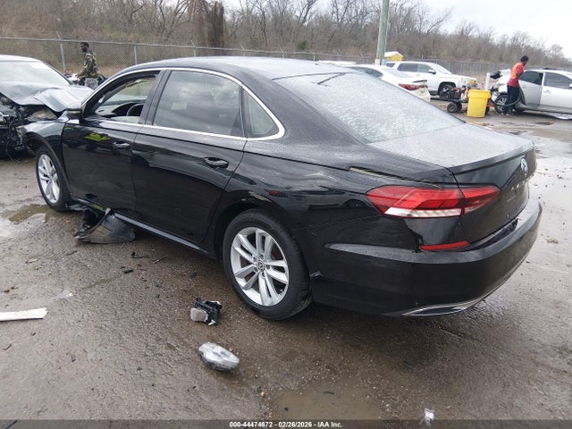 2020 VOLKSWAGEN PASSAT 1VWSA7A33LC017365 Photo 2