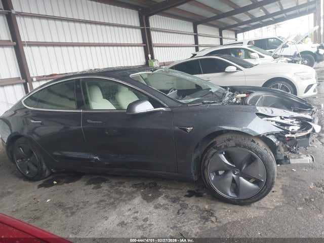 Продаж на аукціоні авто 2020 Tesla Model 3 Standard Range Plus Rear-wheel Drive/standard Range Rear-wheel Drive, vin: 5YJ3E1EA1LF519649, номер лоту: 44474701