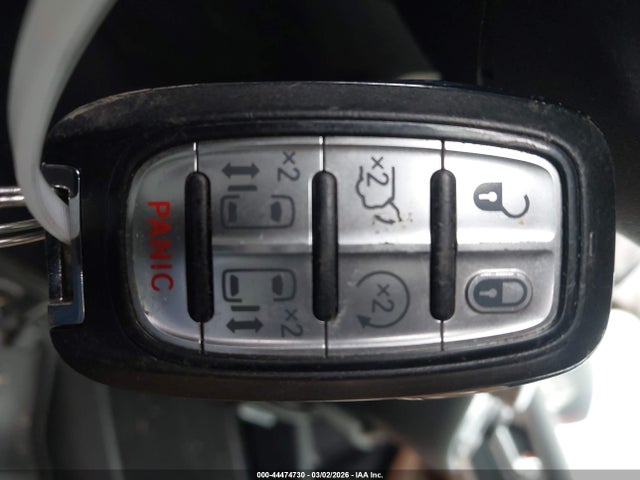 Продаж на аукціоні авто 2018 Chrysler Pacifica Limited, vin: 2C4RC1GG4JR289088, номер лоту: 44474730