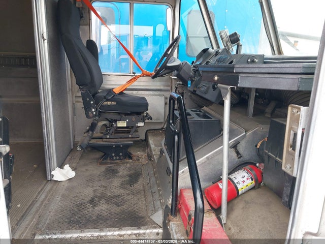 Aukcja sprzedaży 2010 Freightliner Chassis M Line Walk-in Van, vin: 4UZAAPDU8ACAS1720, numer aukcji: 44474737