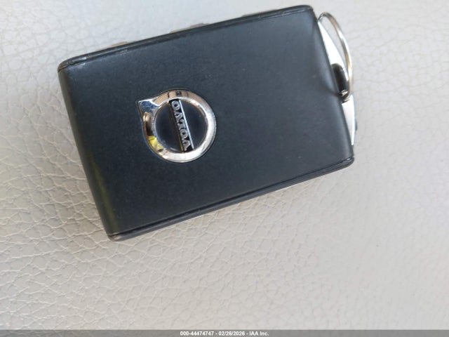 2021 VOLVO XC60 YV4102RK3M1738375 Photo 10