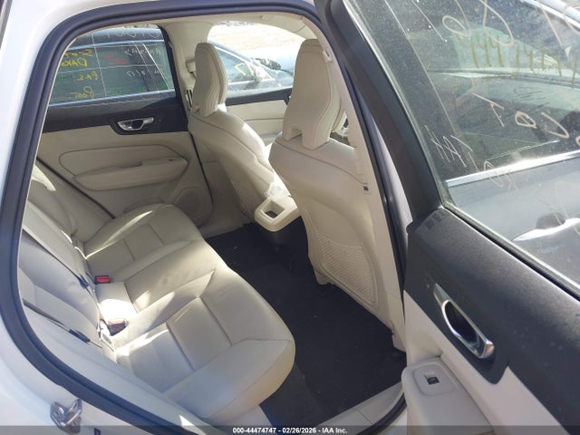 2021 VOLVO XC60 YV4102RK3M1738375 Photo 7