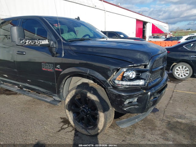 3C63R3JL0HG788967 RAM 3500 Laramie 4x4 8&#039; Box