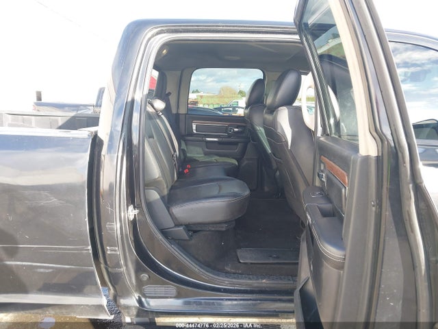 3C63R3JL0HG788967 RAM 3500 Laramie 4x4 8&#039; Box