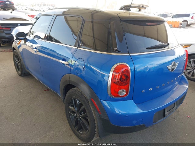 2014 MINI COUNTRYMAN WMWZB3C59EWR36355 Photo 2