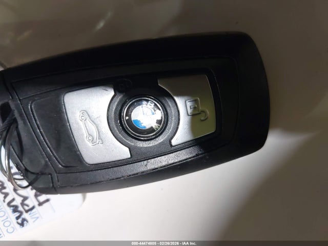 44474805 :رقم المزاد ، WBA3B3C57DF534998 vin ، 2013 Bmw 328i Xdrive مزاد بيع