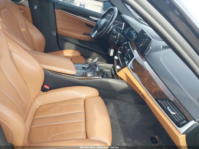 WBAJA7C53JWC75474 BMW 530i Xdrive