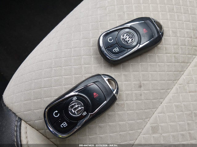 44474828 :رقم المزاد ، KL4CJBSB1HB136930 vin ، 2017 Buick Encore Preferred Ii مزاد بيع