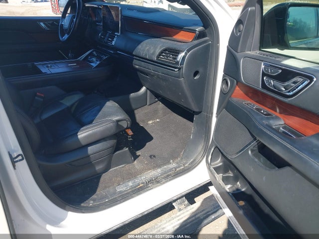 2018 LINCOLN NAVIGATOR 5LMJJ2LT7JEL07004 Photo 4