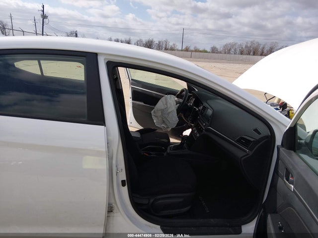 5NPD84LF0LH533958 Hyundai ELANTRA SEL