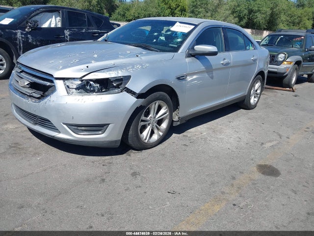 Ford TAURUS SEL 2016 1FAHP2H8XGG144649 Image 2