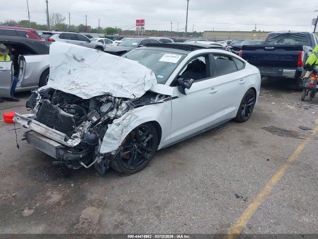 2019 Audi A5 45 Premium მანქანა იყიდება აუქციონზე, vin: WAUFNCF58KA071215, აუქციონის ნომერი: 44474962