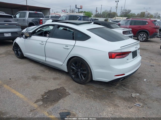 2019 Audi A5 45 Premium მანქანა იყიდება აუქციონზე, vin: WAUFNCF58KA071215, აუქციონის ნომერი: 44474962
