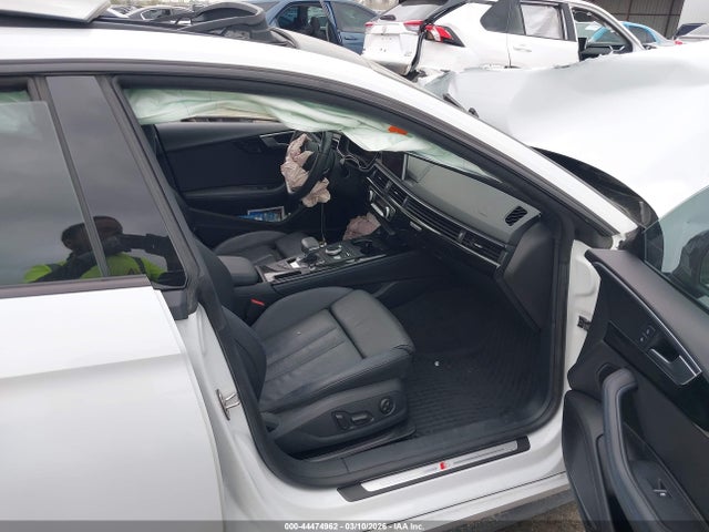 2019 Audi A5 45 Premium მანქანა იყიდება აუქციონზე, vin: WAUFNCF58KA071215, აუქციონის ნომერი: 44474962