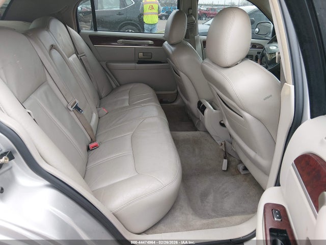 2004 LINCOLN TOWN CAR 1LNHM83W34Y686673 Photo 7