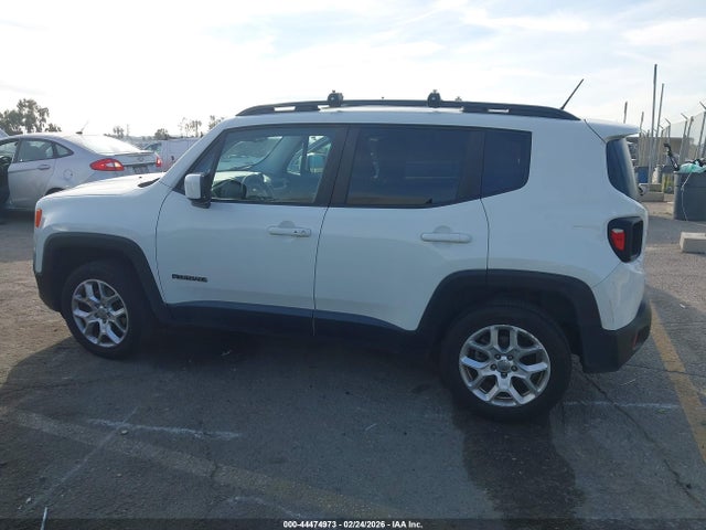 Jeep Renegade Latitude 4x4 2017 ZACCJBBB8HPG57090 Image 14