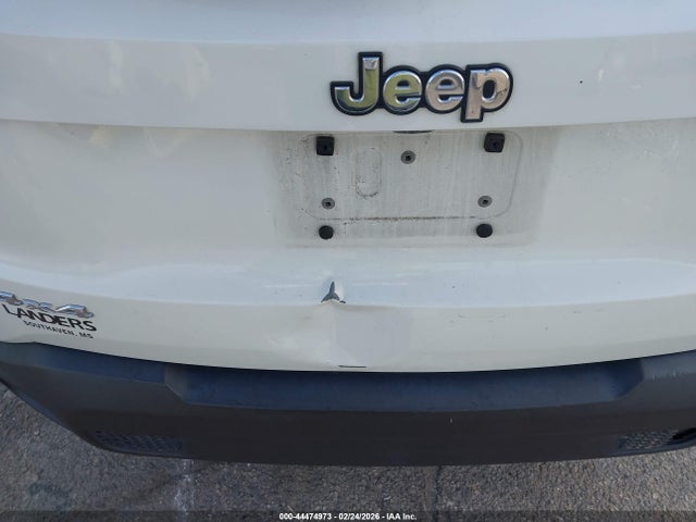 Jeep Renegade Latitude 4x4 2017 ZACCJBBB8HPG57090 Image 17