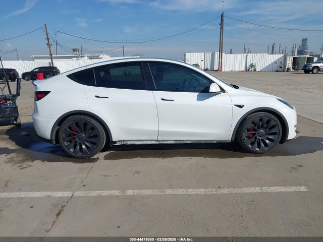7SAYGDEFXNF393827 Tesla Model Y Performance Dual Motor All-wheel Drive
