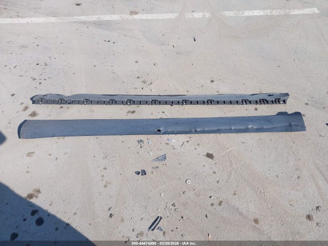 7SAYGDEFXNF393827 Tesla Model Y Performance Dual Motor All-wheel Drive