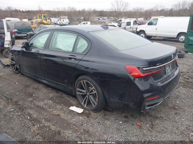 44475000 :رقم المزاد ، WBA7T4C08NCH98178 vin ، 2022 Bmw 740 I Xdrive مزاد بيع