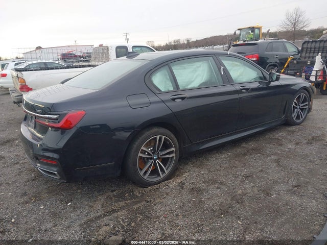 44475000 :رقم المزاد ، WBA7T4C08NCH98178 vin ، 2022 Bmw 740 I Xdrive مزاد بيع