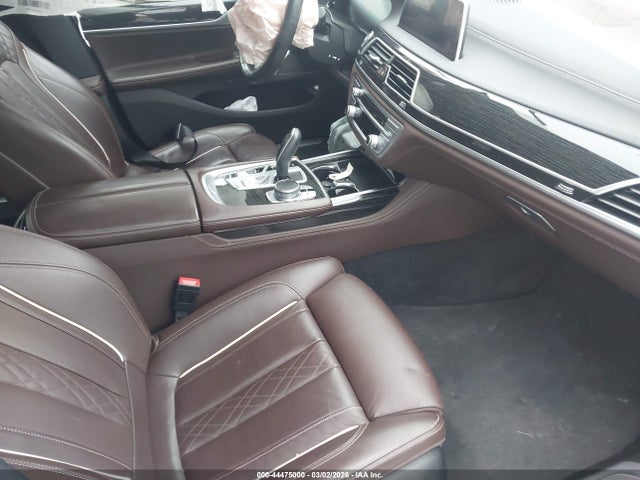 44475000 :رقم المزاد ، WBA7T4C08NCH98178 vin ، 2022 Bmw 740 I Xdrive مزاد بيع
