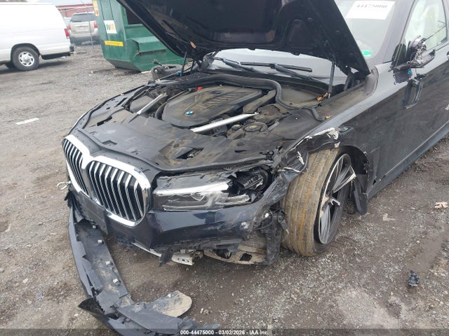 44475000 :رقم المزاد ، WBA7T4C08NCH98178 vin ، 2022 Bmw 740 I Xdrive مزاد بيع