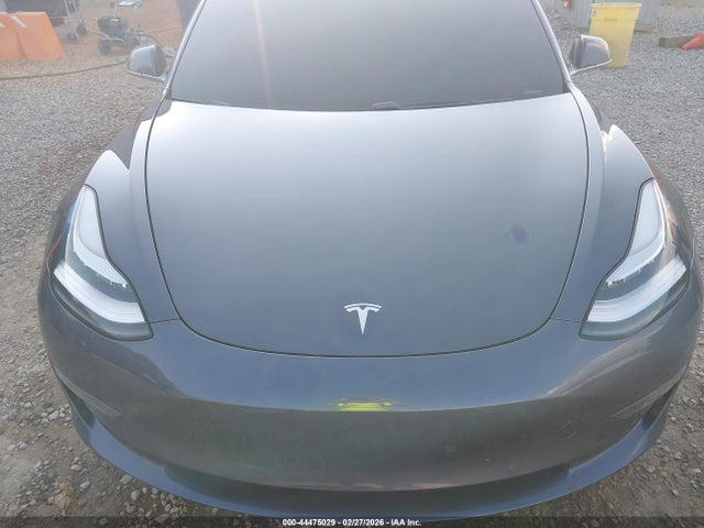 2020 Tesla Model 3 Standard Range Plus Rear-wheel Drive/standard Range Rear-wheel Drive მანქანა იყიდება აუქციონზე, vin: 5YJ3E1EA3LF630249, აუქციონის ნომერი: 44475029