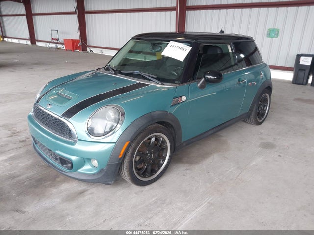 2012 MINI COOPER S WMWSV3C56CTY19601 Photo 1