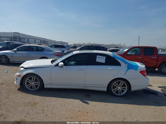 44475055 :رقم المزاد ، WDDGF4HB3EG207559 vin ، 2014 Mercedes-benz C 250 Sport مزاد بيع