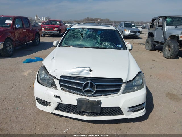 44475055 :رقم المزاد ، WDDGF4HB3EG207559 vin ، 2014 Mercedes-benz C 250 Sport مزاد بيع