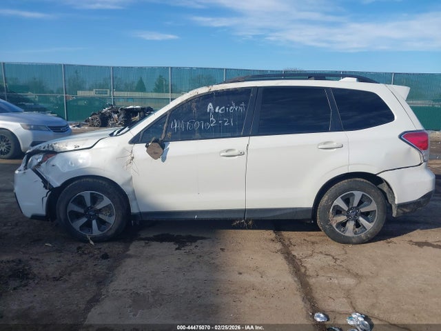 Продажа на аукционе авто 2018 Subaru Forester 2.5i Premium, vin: JF2SJAGC8JH520835, номер лота: 44475070