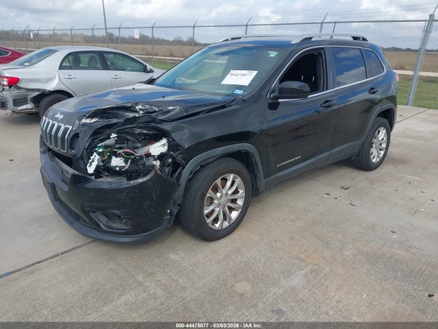 1C4PJLCB7KD325217 Jeep Cherokee Latitude Fwd