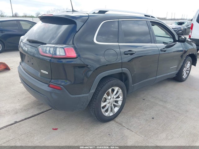 1C4PJLCB7KD325217 Jeep Cherokee Latitude Fwd