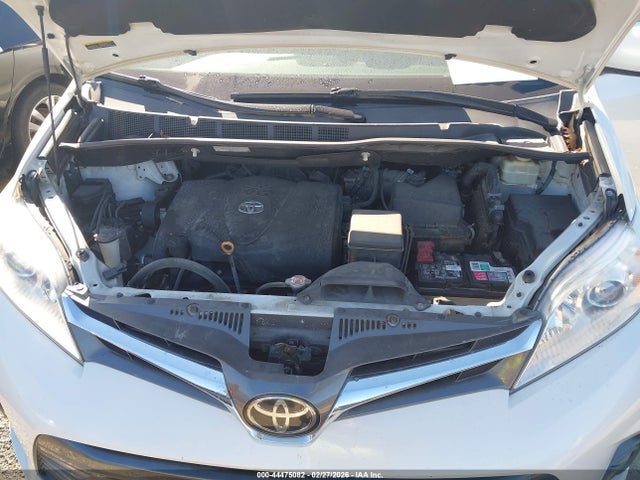 2018 TOYOTA SIENNA 5TDYZ3DC0JS917338 Photo 9