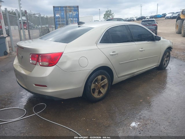 Chevrolet MALIBU LS 2015 1G11B5SL5FF214421 Image 4