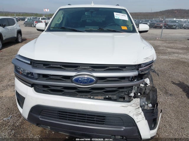 Продаж на аукціоні авто 2023 Ford Expedition Xlt, vin: 1FMJU1J88PEA13929, номер лоту: 44475098
